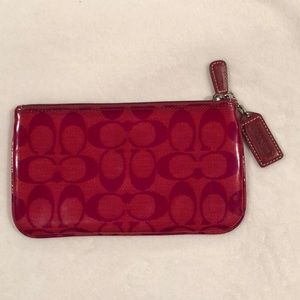 Coach 👜 pouch
